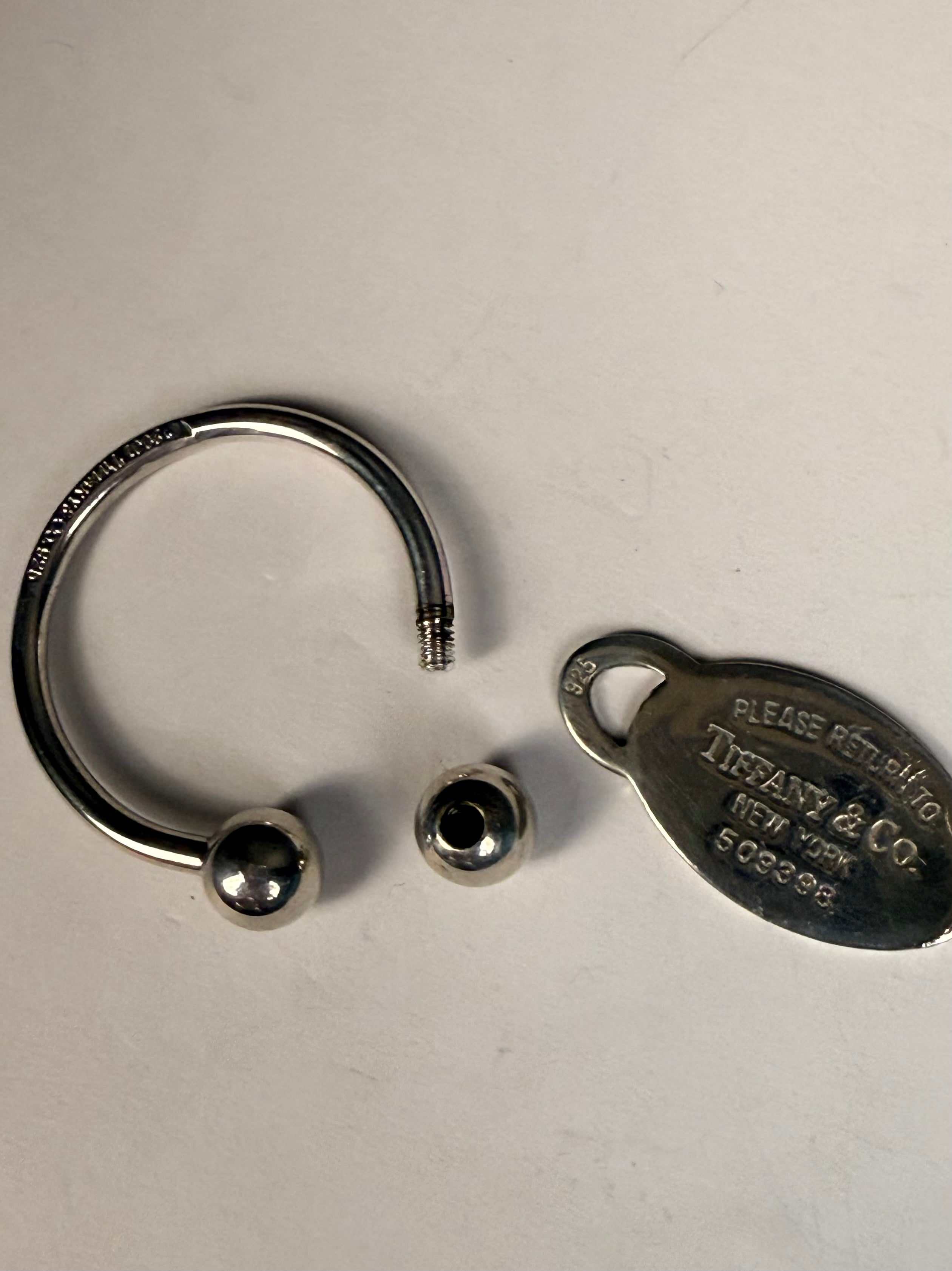 Tiffany & Co. Sterling Silver Oval Tag Key Ring Keychain | 925 Silver | 28.8g