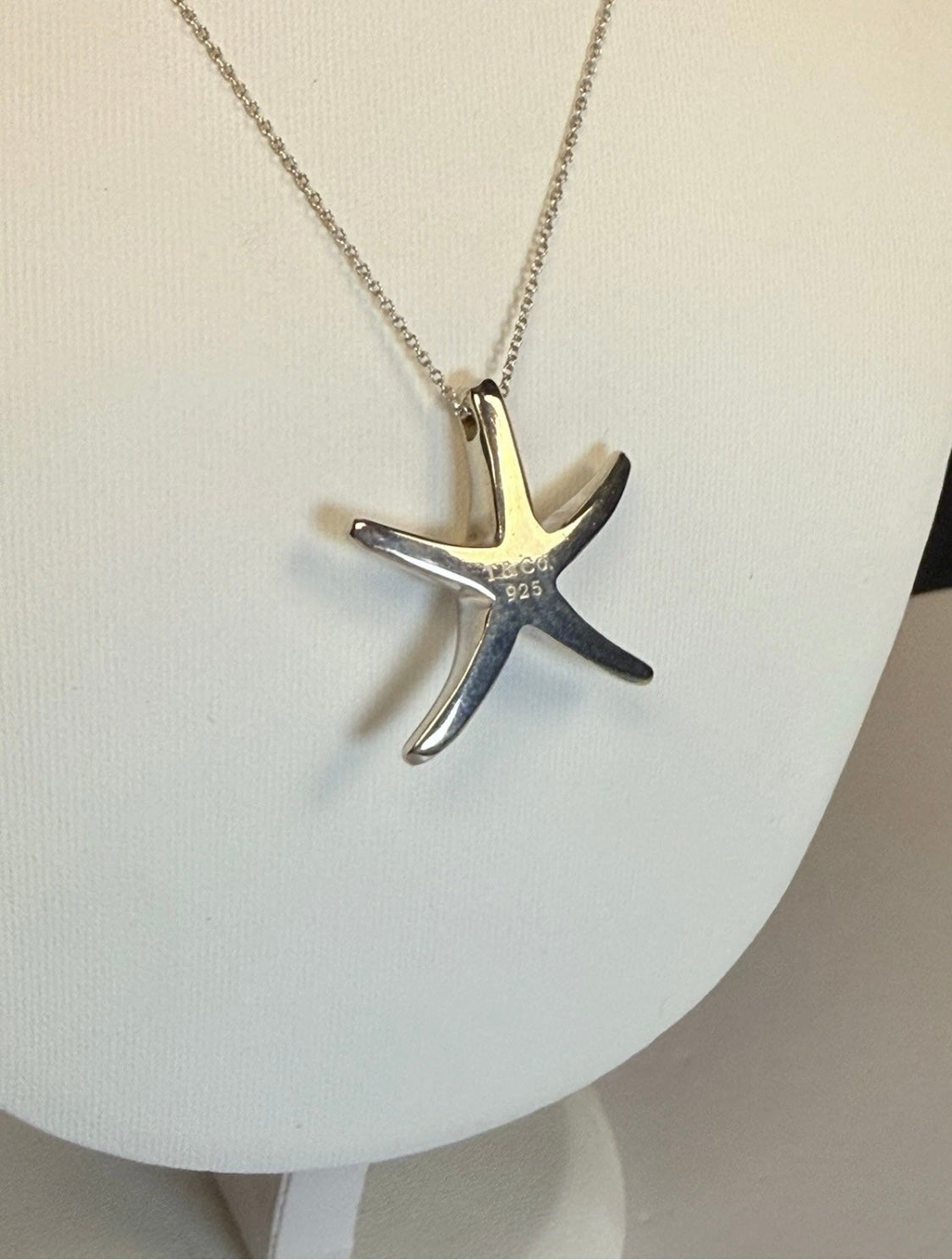 Tiffany & Co Elsa Peretti Starfish Pendant Necklace 16” Sterling Silver 925