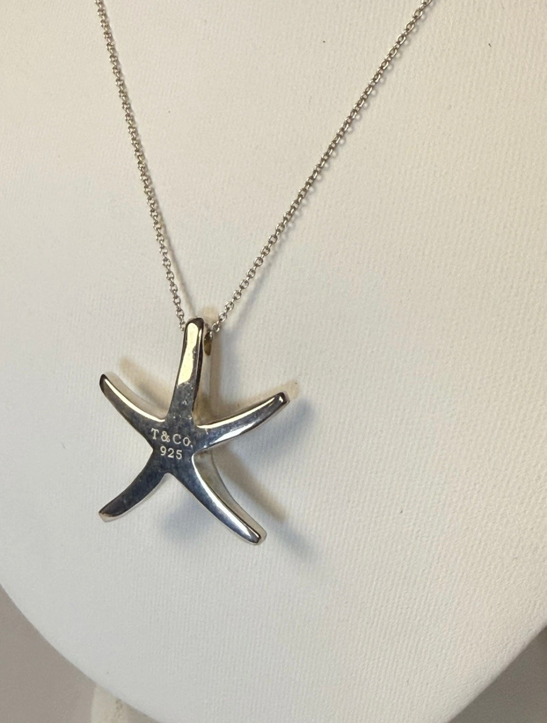 Tiffany & Co Elsa Peretti Starfish Pendant Necklace 16” Sterling Silver 925