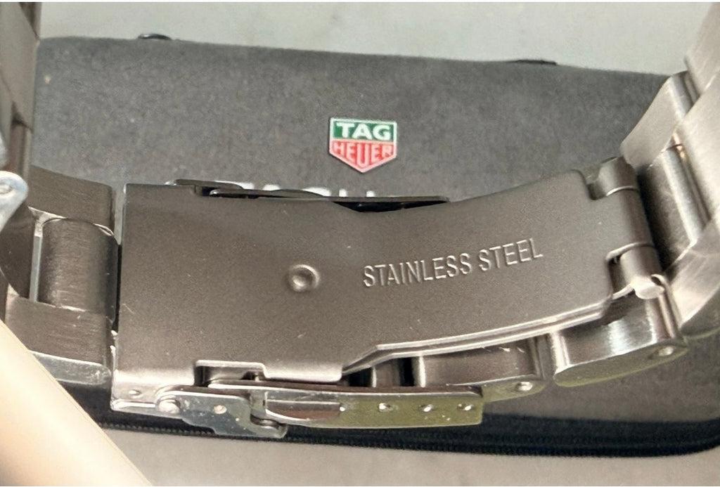 TAG Heuer Aquaracer Chronograph CAF1111 Silver Dial Quartz 41mm Men’s Watch